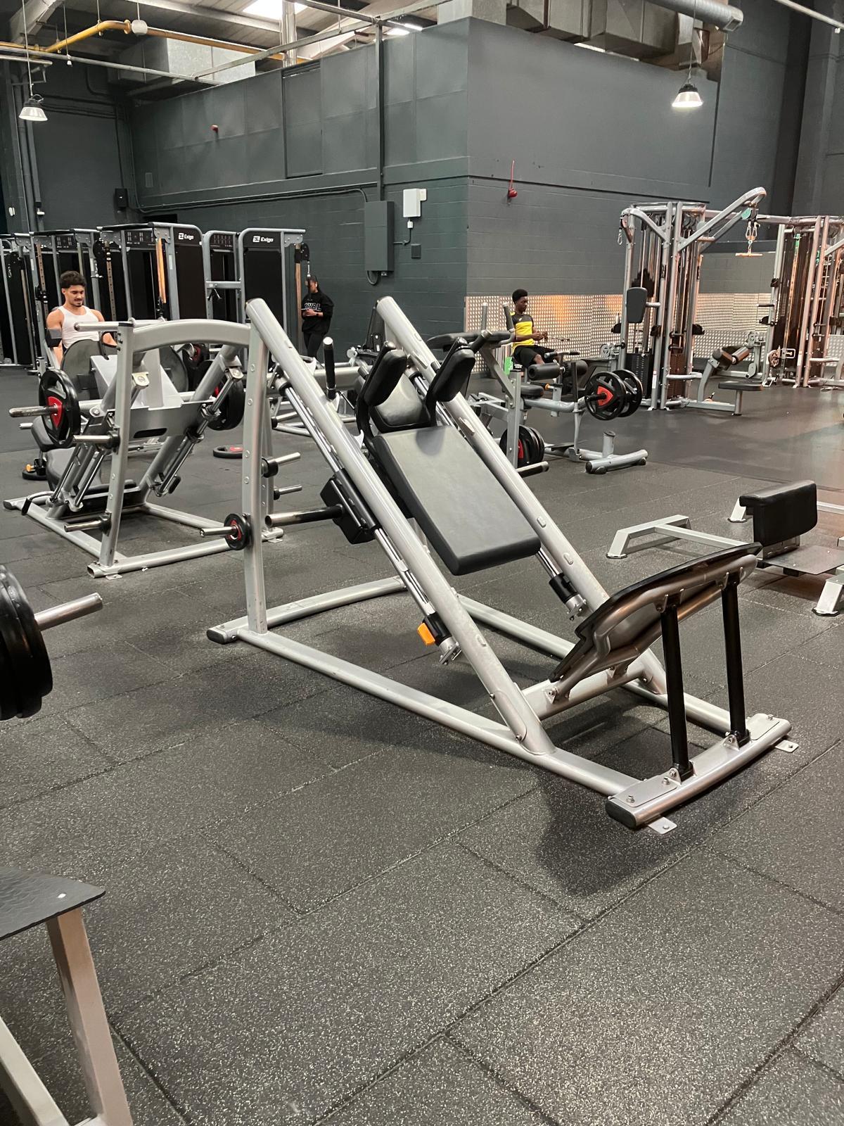 Matrix 45° Sled Leg Press