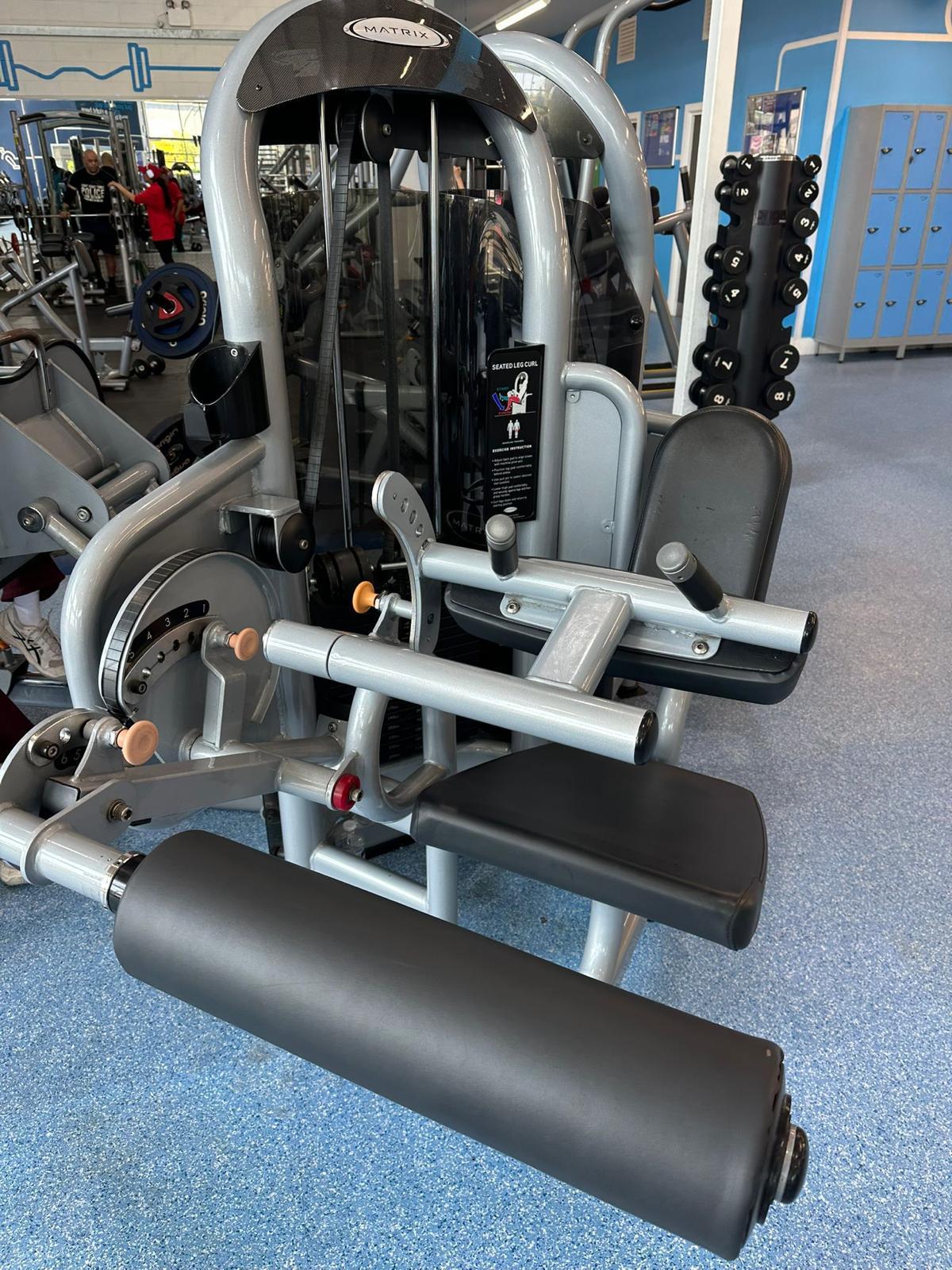 Matrix Leg curl assis Aura